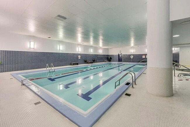 Building Photo - 505 N Lake Shore Dr