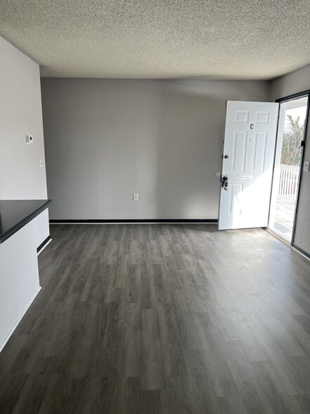 Building Photo - 2106 Pax Hill Rd