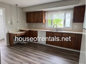 Building Photo - 401 Missouri Ave