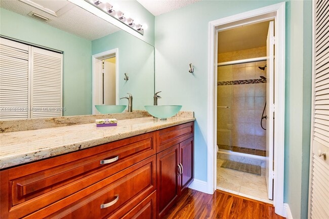 Building Photo - 1412 Congressional Way