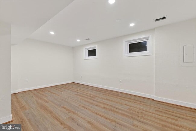 Building Photo - 2786 Sikes Ct