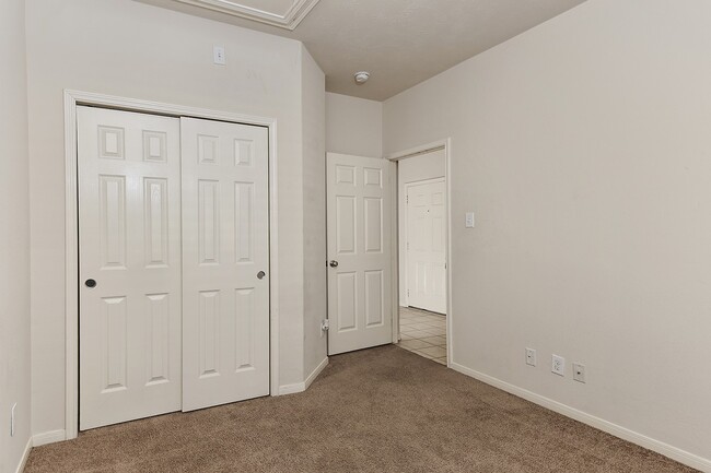 Building Photo - 5322 Ringneck Glen Dr