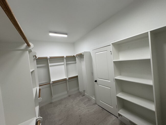 Building Photo - 4324 Cedar Creek Rd