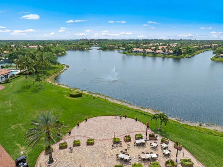 Building Photo - 4748 San Carlo Ct