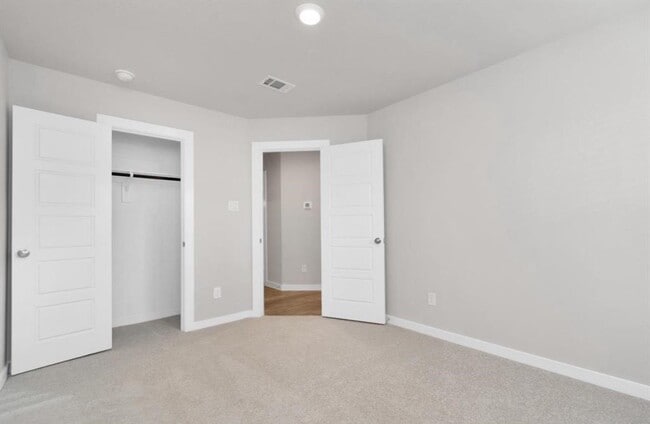 Building Photo - 2627 Border Cv Cir