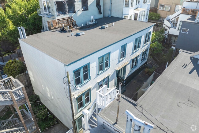 Alternate Exterior - 829-833 Union St