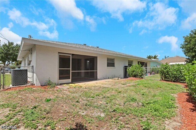Building Photo - 1626 Orchid Blvd