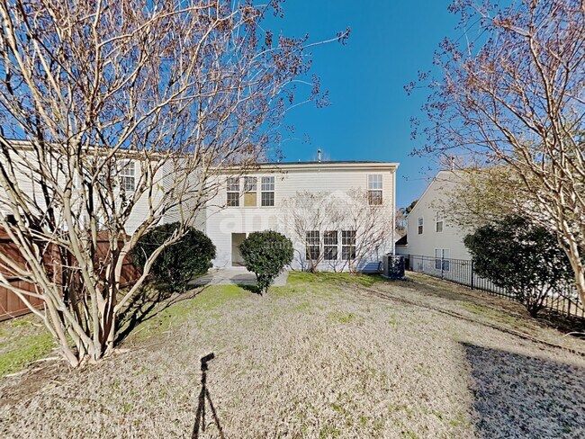 Building Photo - 5114 Wetlands Dr