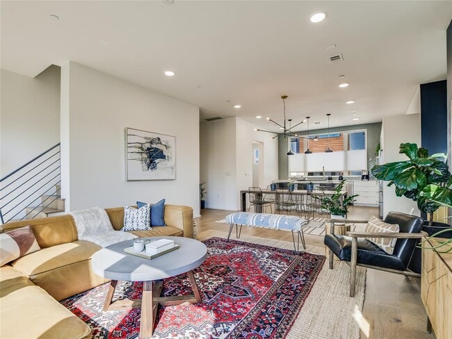 Building Photo - 3100 Menchaca Rd