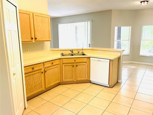 Building Photo - 17 Palmyra Ln