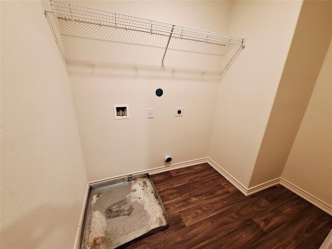 Building Photo - 14417 Prairie Sod Ln