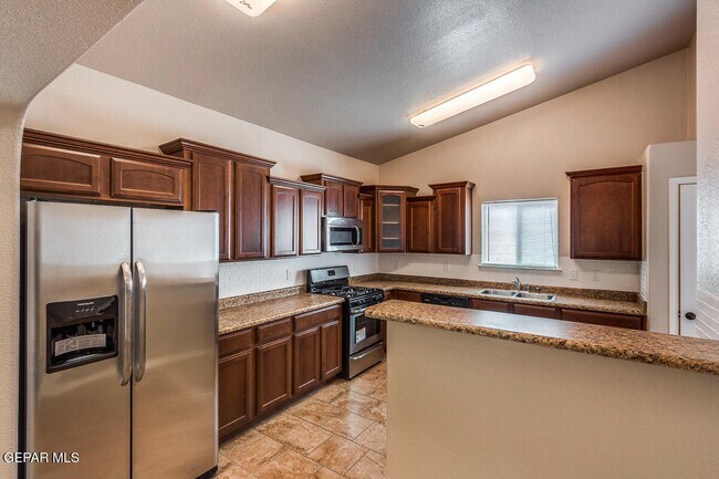 Building Photo - 14340 Apache Point Dr