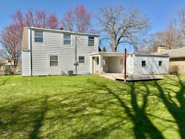 Building Photo - 3105 Burrmont Rd