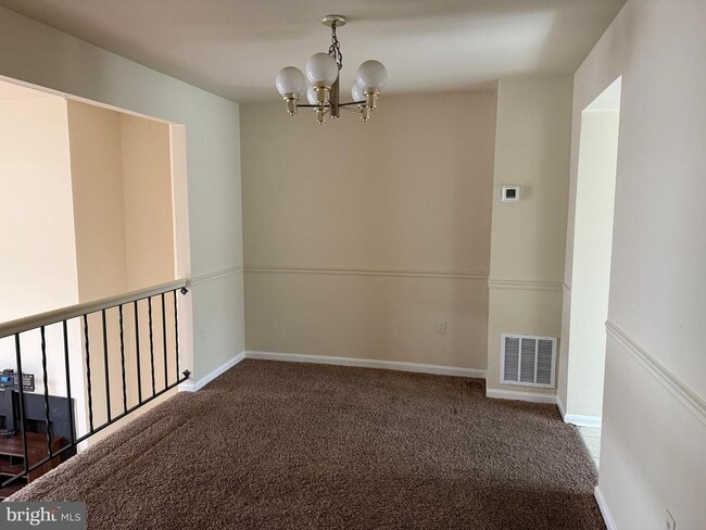 Building Photo - 9 Autumn Hill Way