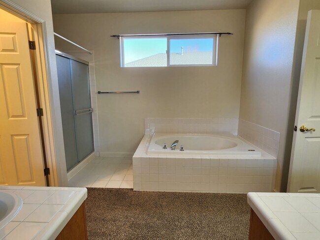 Building Photo - Home For Rent in Wildhorse Area of Minden