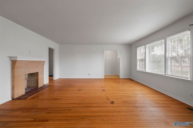 Building Photo - 2305 Andrew Jackson Way NE