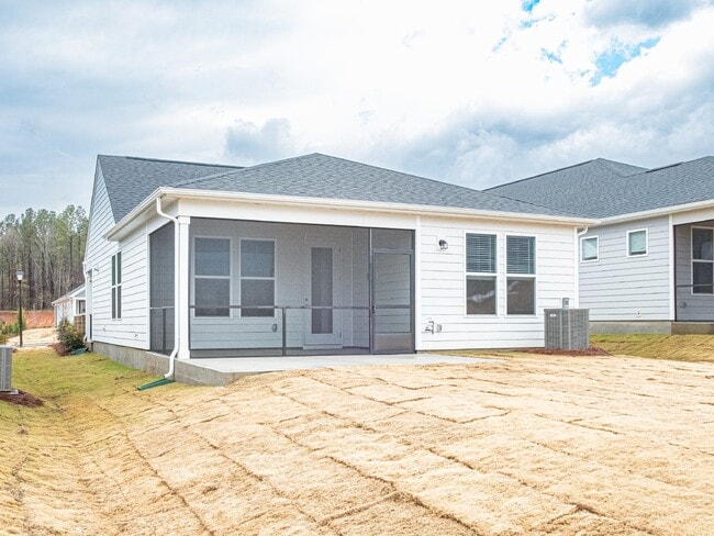 Building Photo - "Charming 2-Bed, 2-Bath Belmont Gem with Elegant Design"