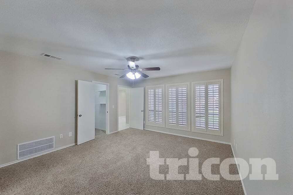 Building Photo - 3201 Chimneyrock Dr