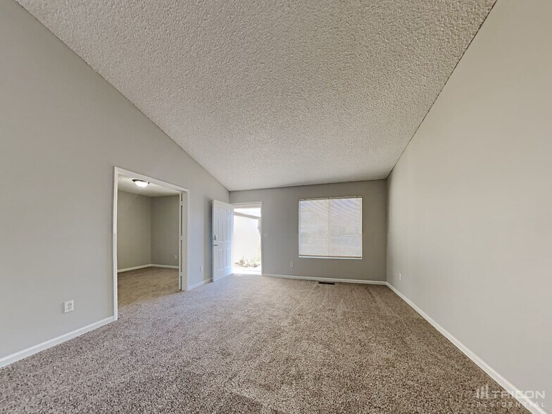 Building Photo - 8105 Shifting Sands Dr