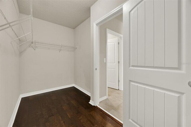 Building Photo - 10649 Atwater Bay Dr
