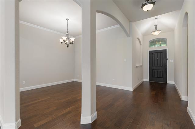 Building Photo - 206 Covington Dr