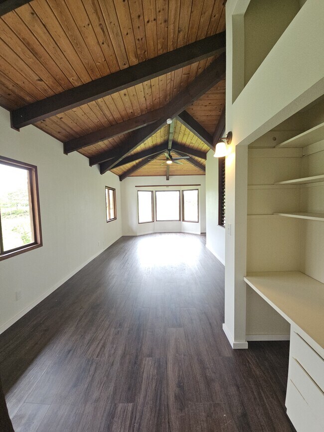 Building Photo - 1100 Ainalako Rd