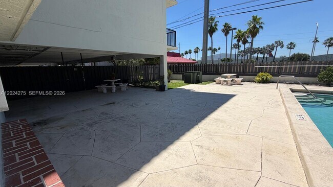 Building Photo - 5731 NW 37th St