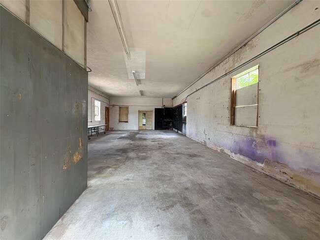 Building Photo - 2217 Avenue G