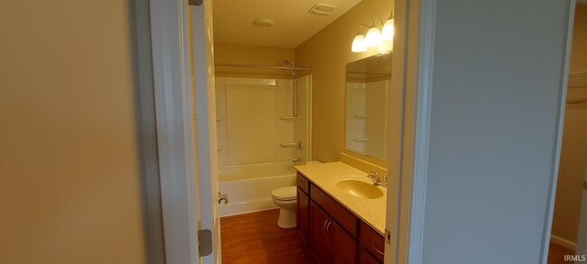 Building Photo - 13575 Crescent Ridge Dr
