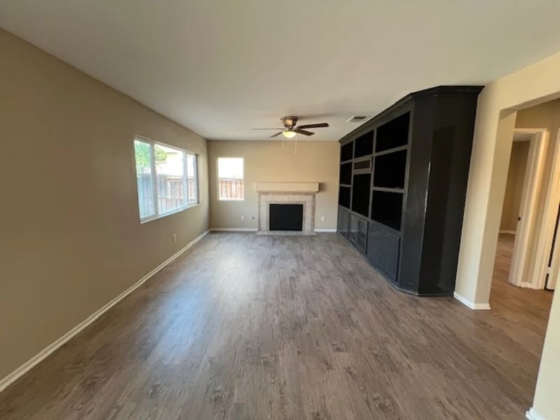 Building Photo - 2024 W Sago Palm Rd