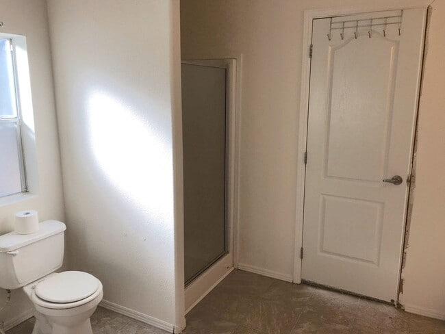 Building Photo - Mountain Living. 3 bedroom 2 bath home in Pecos, NM.