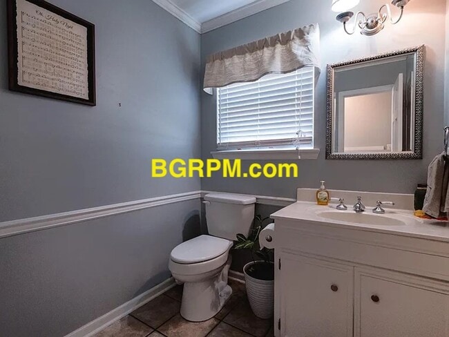 Building Photo - 4 BD 3 BA