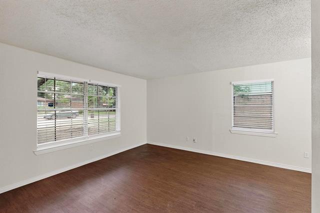 Building Photo - 10421 Muskogee Dr