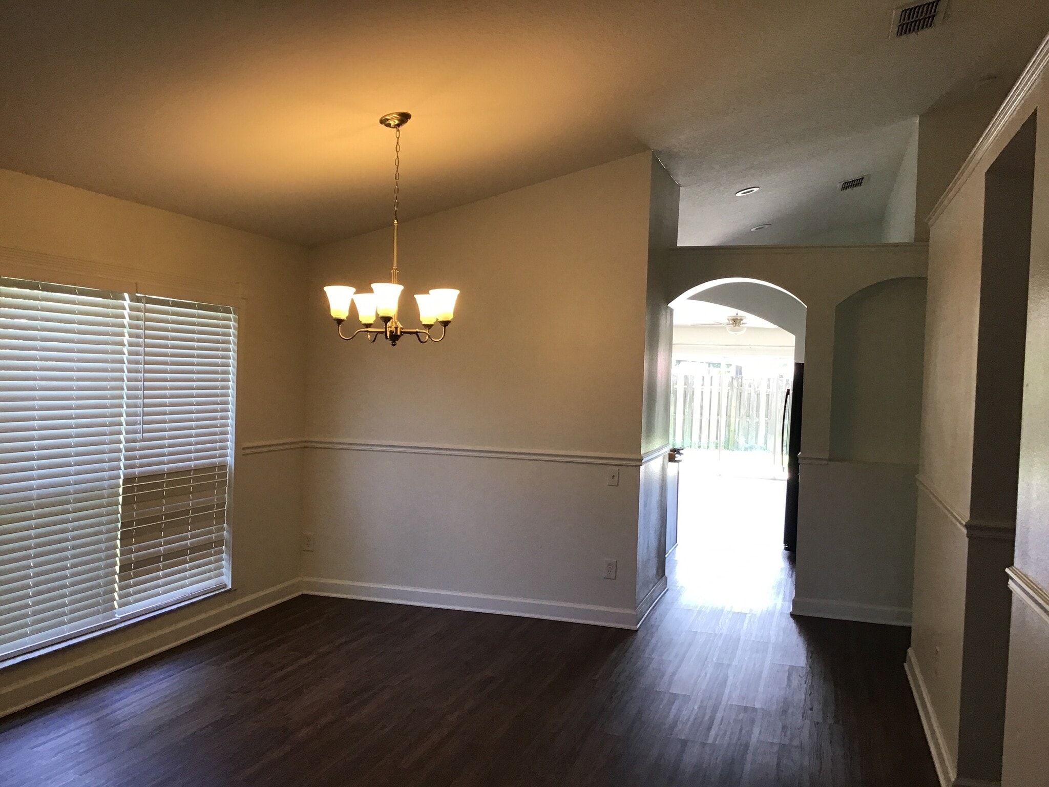 Building Photo - 3232 Falcon Point Dr