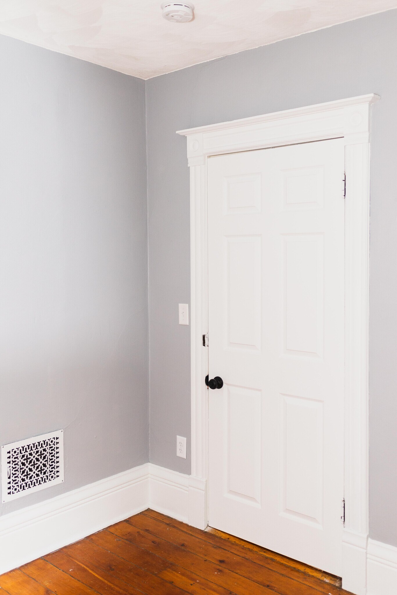 Building Photo - 322 W Wilson St