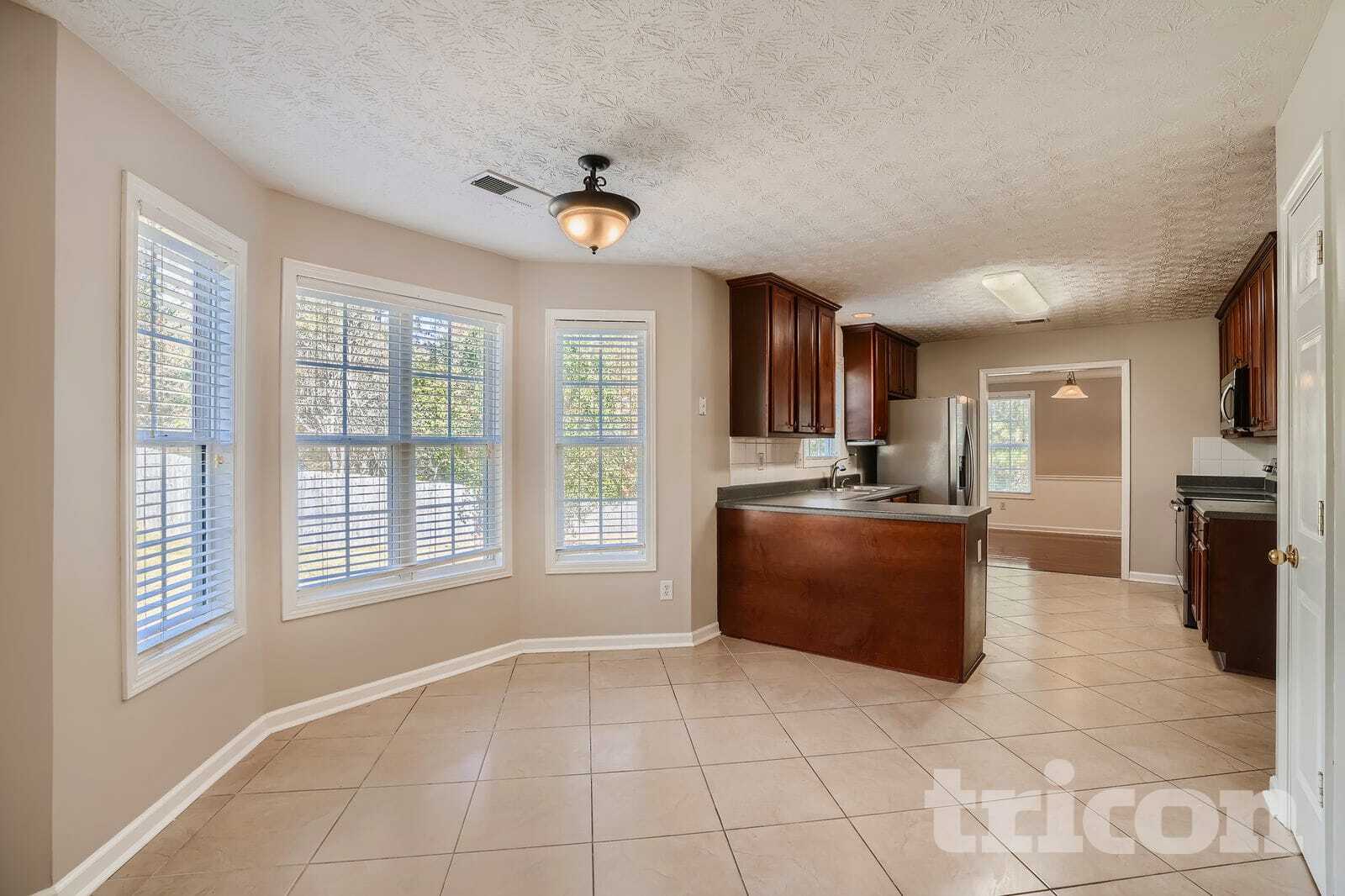 Building Photo - 515 Plantation Creek Dr