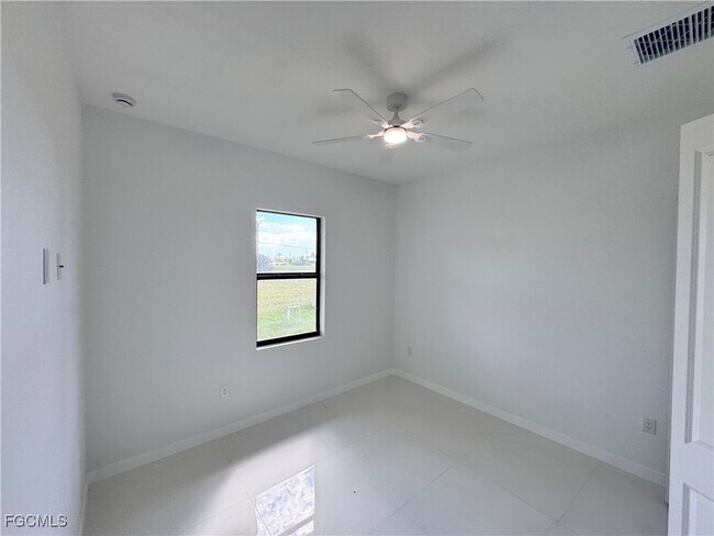 Building Photo - 4114 NW 38th St