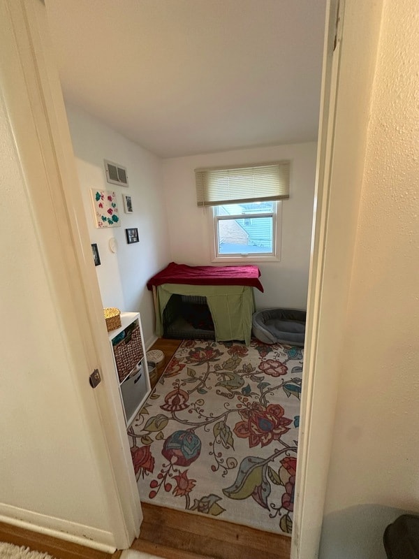 Building Photo - 4945A S Lake Dr