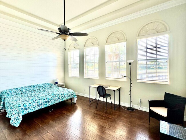 Building Photo - GORGEOUS 3 BEDROOM 2 BATH HOME IN PARKLAND
