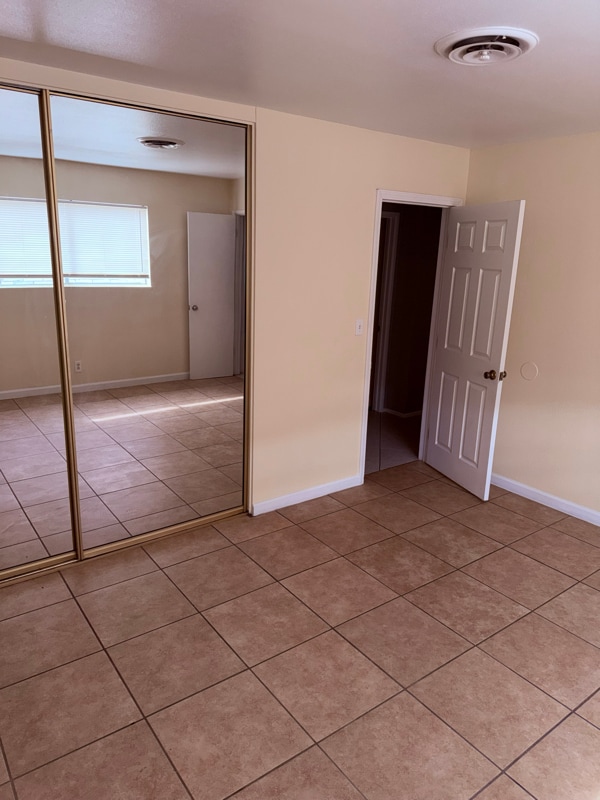 Building Photo - 5925 Marka Dr