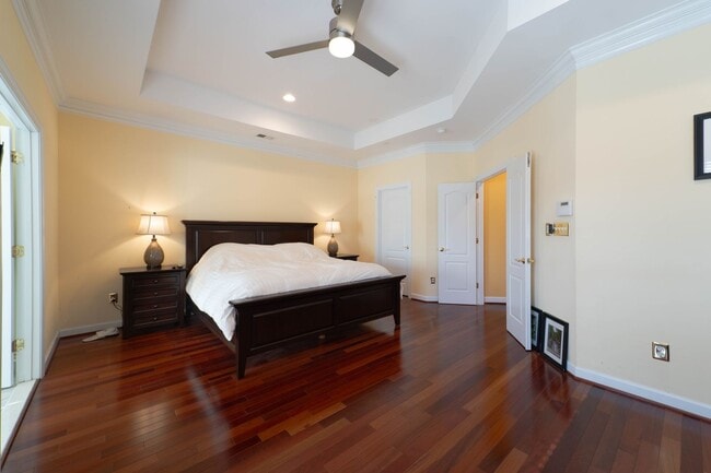 Building Photo - Well Appointed 3 Bedroom 3.5 Bath Townhome in Fairfax