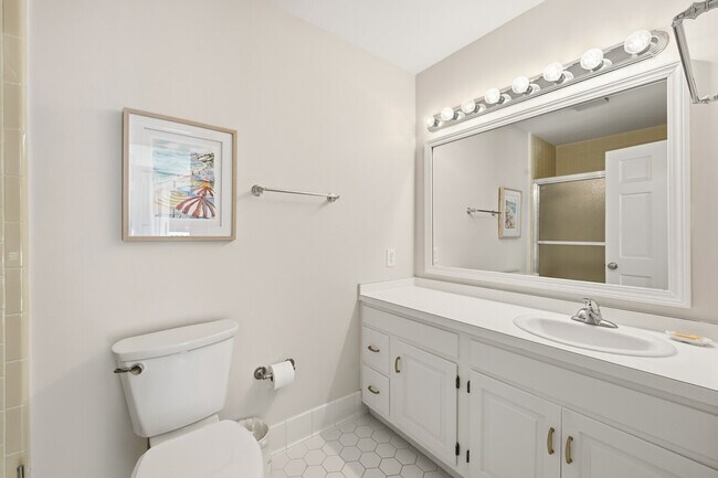 Building Photo - 162 Pioneer Loop