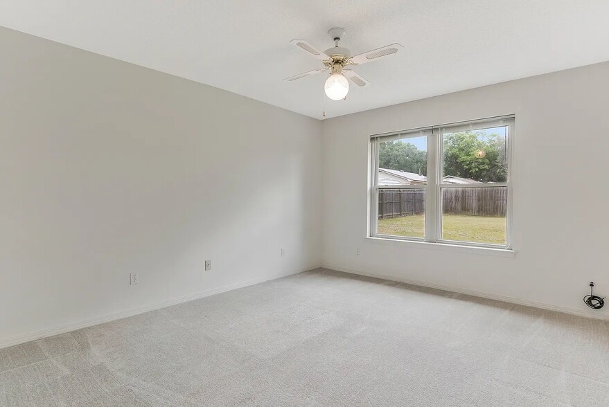 Building Photo - 12710 Dunhill Dr