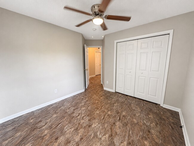 Building Photo - 1209 Fielding Dr