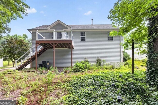 Building Photo - 72 Victorian Cir