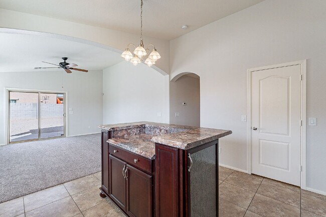 Building Photo - 5054 S 235th Dr