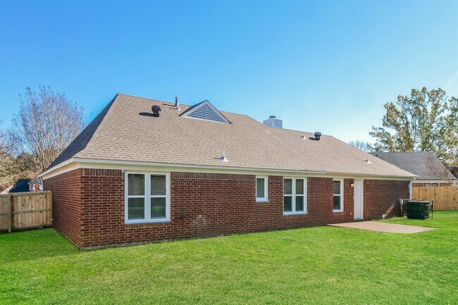 Building Photo - 4709 Valene Cir