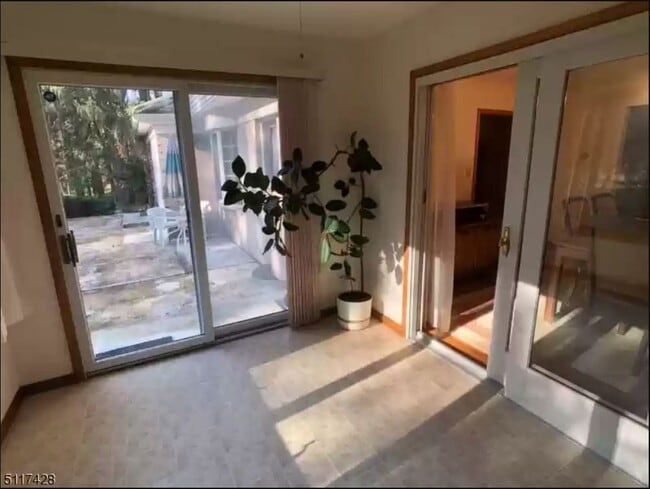 Building Photo - 198 Bryans Rd