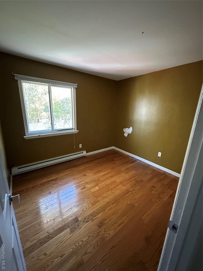 Building Photo - 14 Columbine Ct