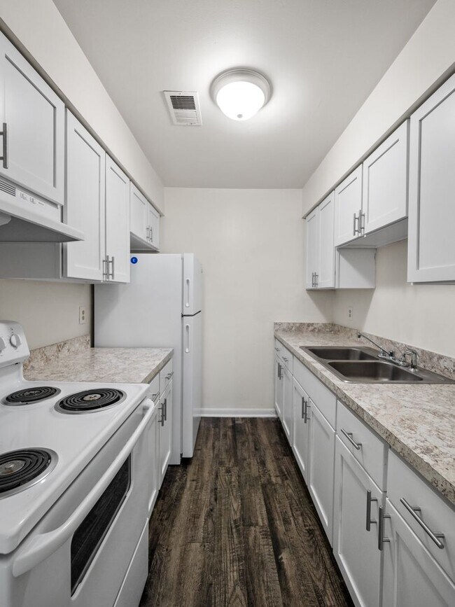 Interior Photo - Pinehurst Apartments